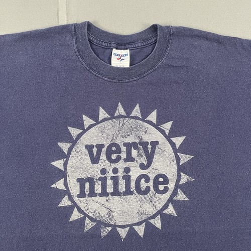 Vintage sun graphic shirt - sun,