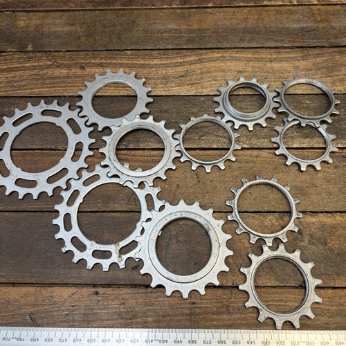 Vintage suntour freewheel cog - suntour,
